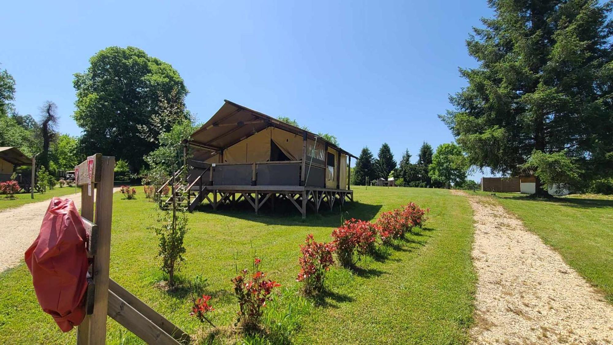 Hotel Le Domaine Du Bois Coquet La Douze Exterior foto